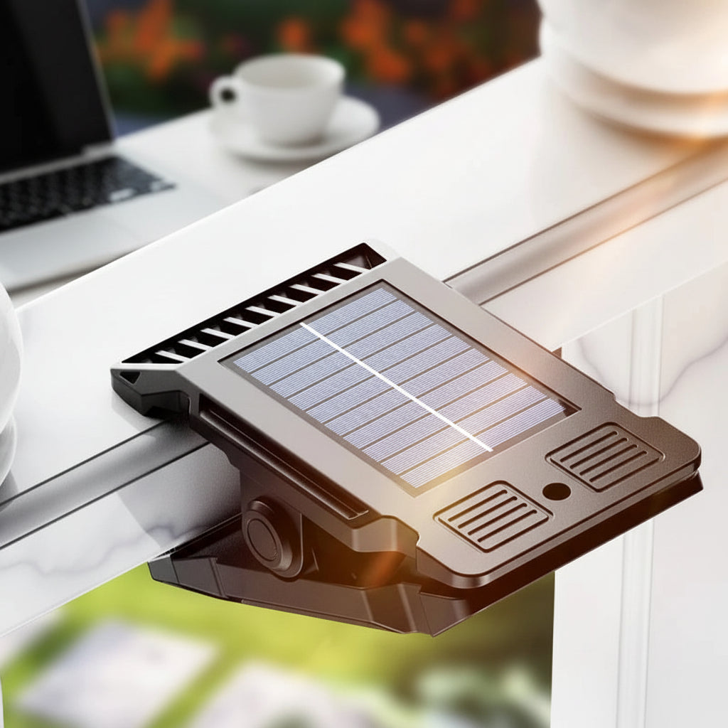 ClipLight™ Sensor Lamp